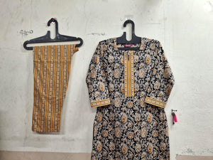 Gosriki Women'S Cotton Blend Printed Straight Kurta With Pant (Kalam Black-Kds-Gs_Xl_Black_X-Large),Black,,B0CBPPT345