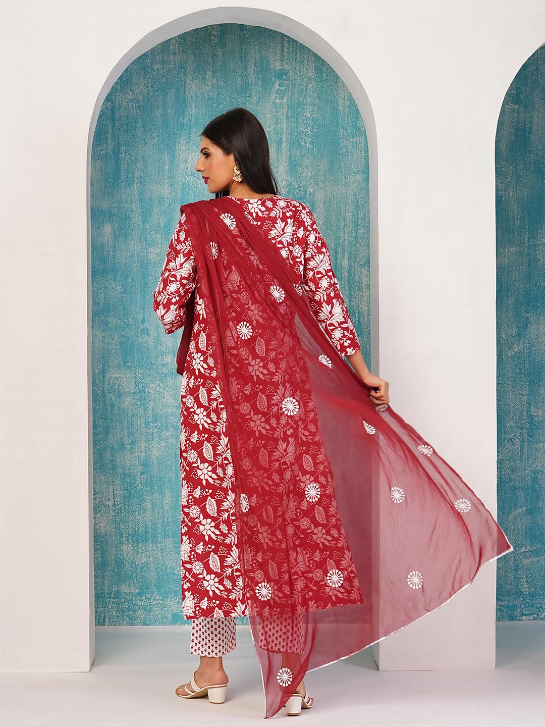 Gosriki Women'S Cotton Blend Straight Printed Kurta With Pant & Dupatta (Mei Red-Nd-Gs_3Xl_Red_Xxx-Large),Red,3,B0D4J7NJTH