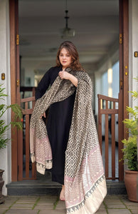 Anni Designer Women'S Rayon Viscose Straight Solid Kurta With Pant & Dupatta (Jamana Black-Vks05_Xxl_Black_Xx-Large),Black,2XL,,,
