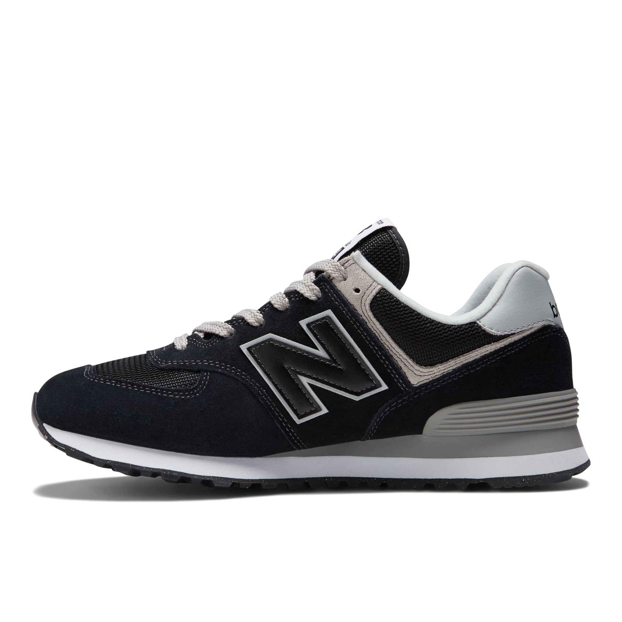 New Balance Men 's 574 Core Sneaker, Black/White, 7