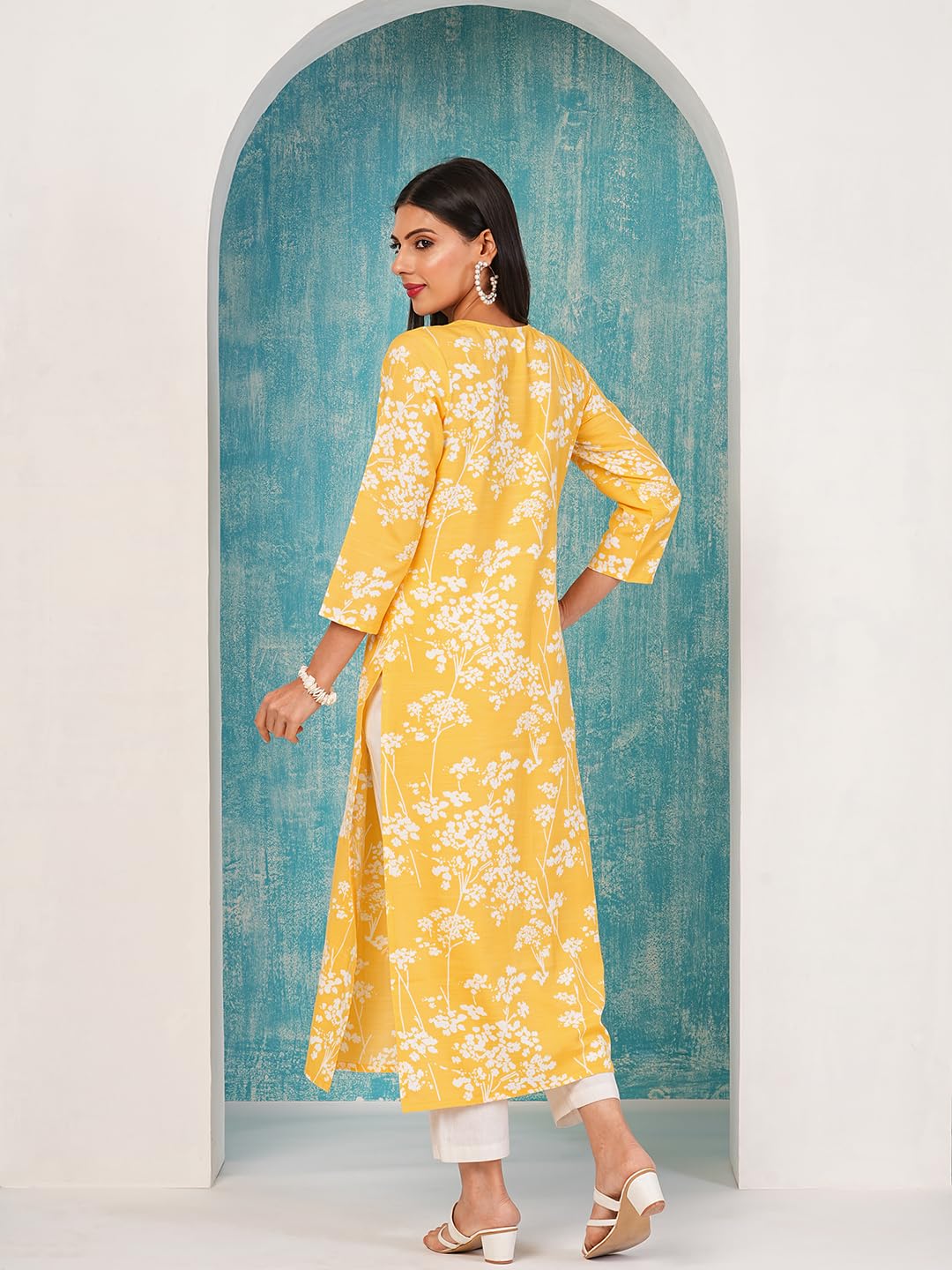 Gosriki Women'S Cotton Blend Chikankari Embroidered Straight Kurta (Zainab Yellow-Bj-Gs_L_Yellow_Large),Yellow,,B0D4J6PJYH
