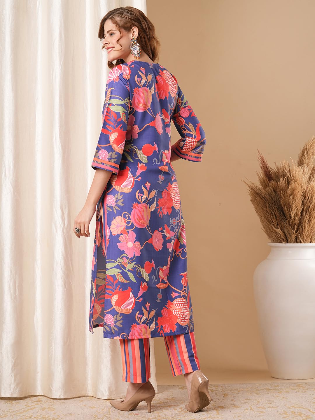 Gosriki Women'S Rayon Blend Straight Printed Kurta With Pant (Kalol Blue-Vks01-Gs_Xl_Blue_X-Large),Blue,,B0DBM1FJP7