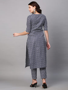Gosriki Women'S Cotton Blend Printed Straight Kurta With Pant (Thaya Blue-Nwfb08-Gs_Xl_Blue_X-Large),Navy Blue,,B0BTJ554LZ