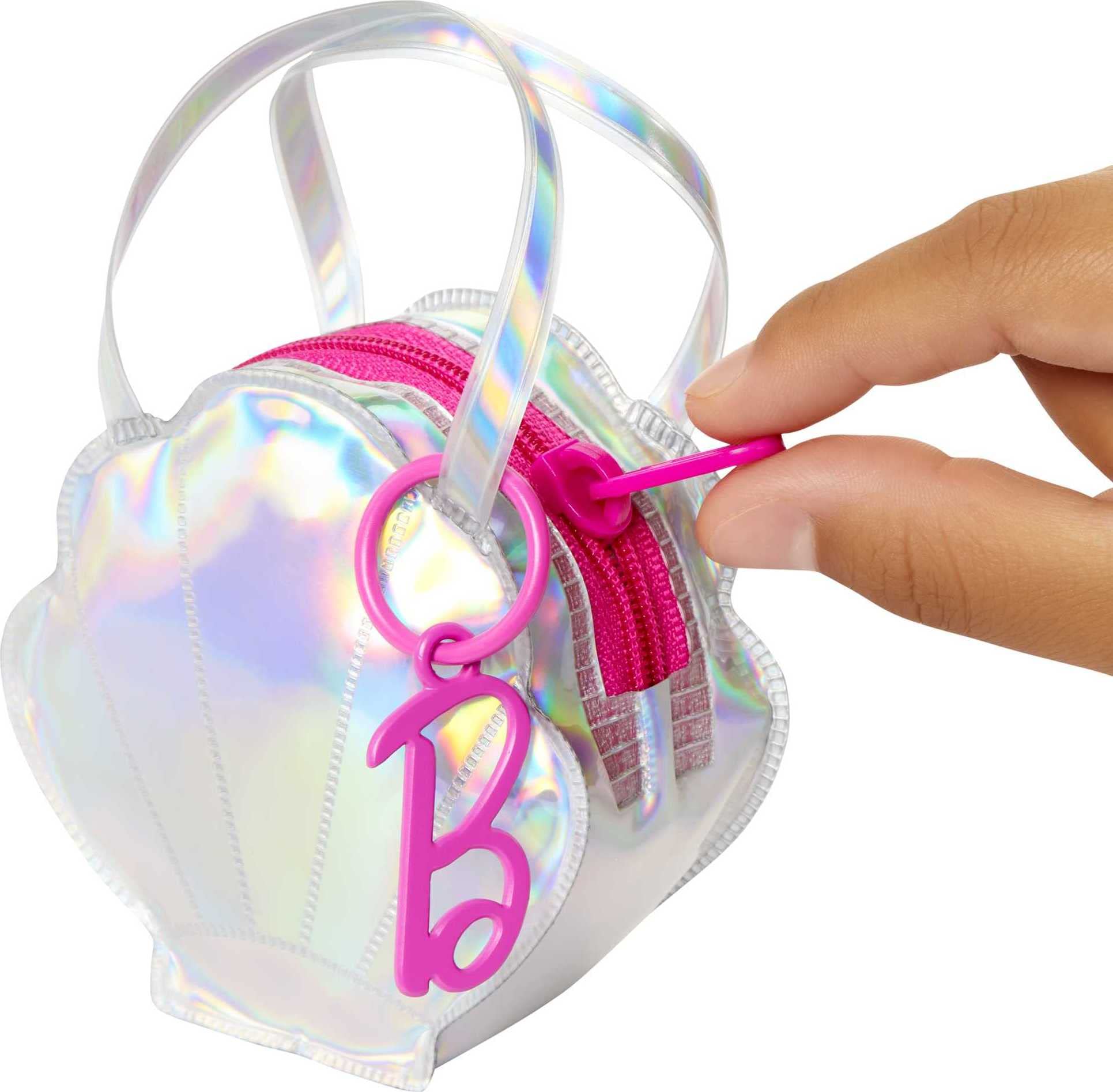 Barbie Clothes, Deluxe Clip-On Beach Bag With Swimsuit And Five Themed Accessories For Barbie Dolls