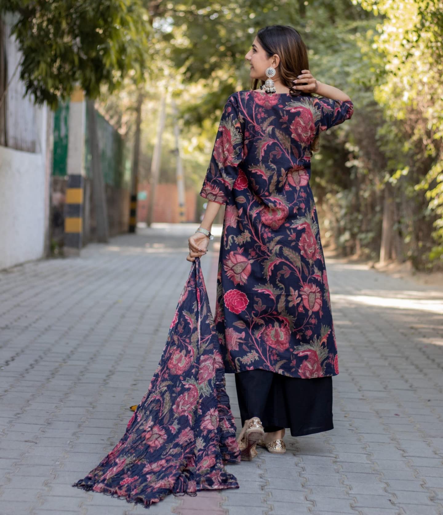 Anni Designer Women'S Cotton Blend Floral Printed Straight Kurta With Palazzos & Dupatta (Japa-Blue_S_Blue_Small),Blue,S,Cotton Blend,Regular,Dupatta