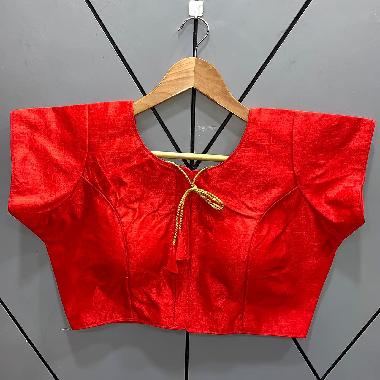 Vihu Fashion Women'S Phantom Silk Short Sleeves Readymade Saree Blouse Red 38