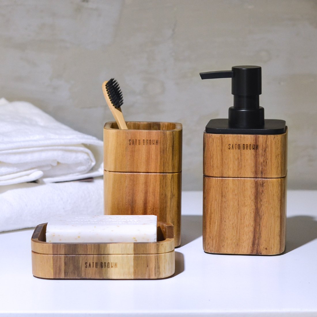 Satu Brown Bathroom Accessory Set Acacia Wood 3 Pieces Includes Bathroom Soap Dispenser, Bathroom Tumbler, Soap Dish Accessories
