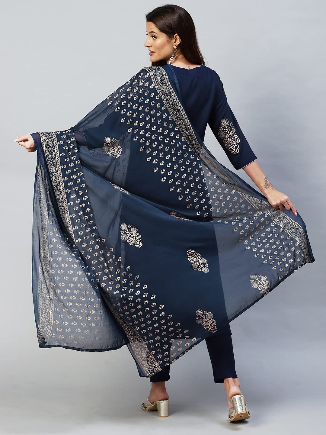 Anni Designer Women'S Cotton Blend Printed Straight Kurta With Pant & Dupatta (Radhu-Cerosin_Xl_Navy Blue_X-Large),Navy Blue,XL,Cotton Blend,Regular,