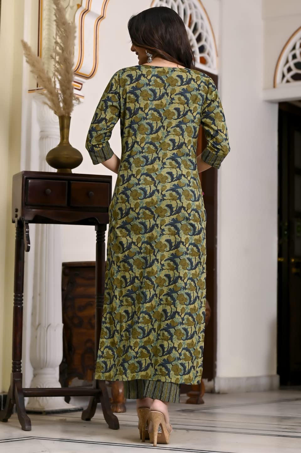 Gosriki Women'S Cotton Blend Printed Straight Kurta With Pant (Mangla Green-Snw-Gs_L_Green_Large),Green,,B0C5TGM7HH