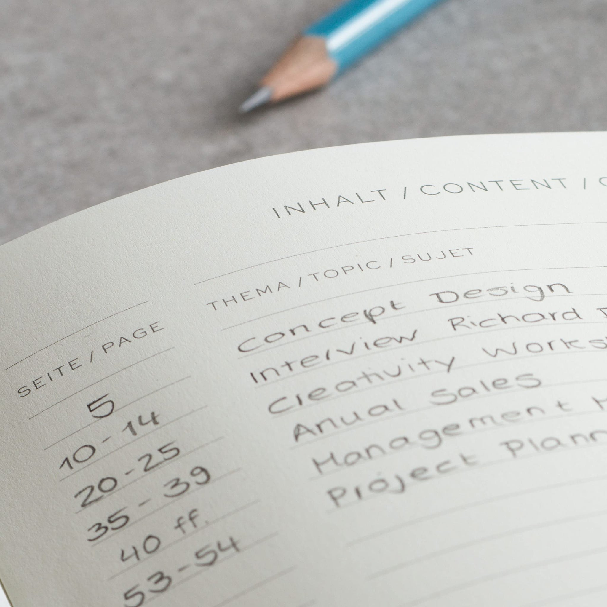 Leuchtturm1917 - Notebook Hardcover Medium A5-251 Numbered Pages For Writing And Journaling (Navy, Dotted)