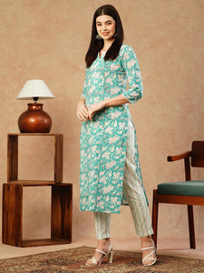 Gosriki Women'S Cotton Blend Straight Printed Kurta With Pant (Pachas Blue-Gs_L_Blue_Large),Blue,,B0CSG42PVS
