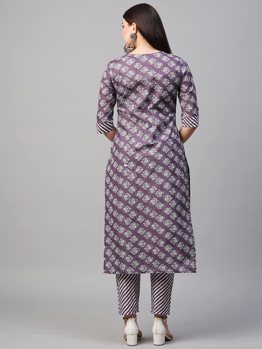 Gosriki Women'S Cotton Blend Printed Straight Kurta With Pant (Funnu Purple-Nwfb08-Gs_M_Purple_Medium),Purple,,B0BTJ4W59D