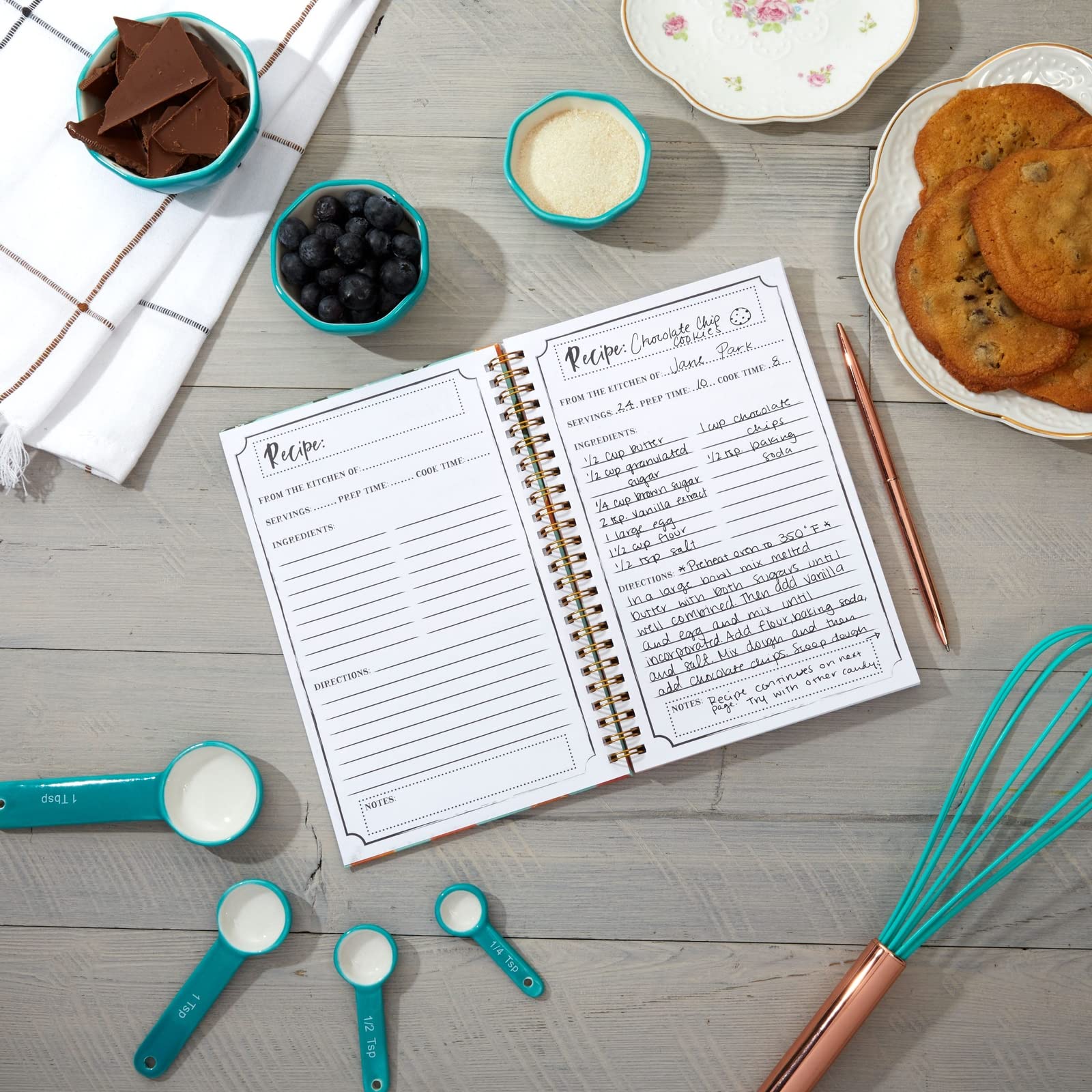 Pipilo Press Blank Recipe Book to Write in Your Own Recipes, 120 Pages, 8 Sections, Floral and Orange Theme, Laminated Hardcover