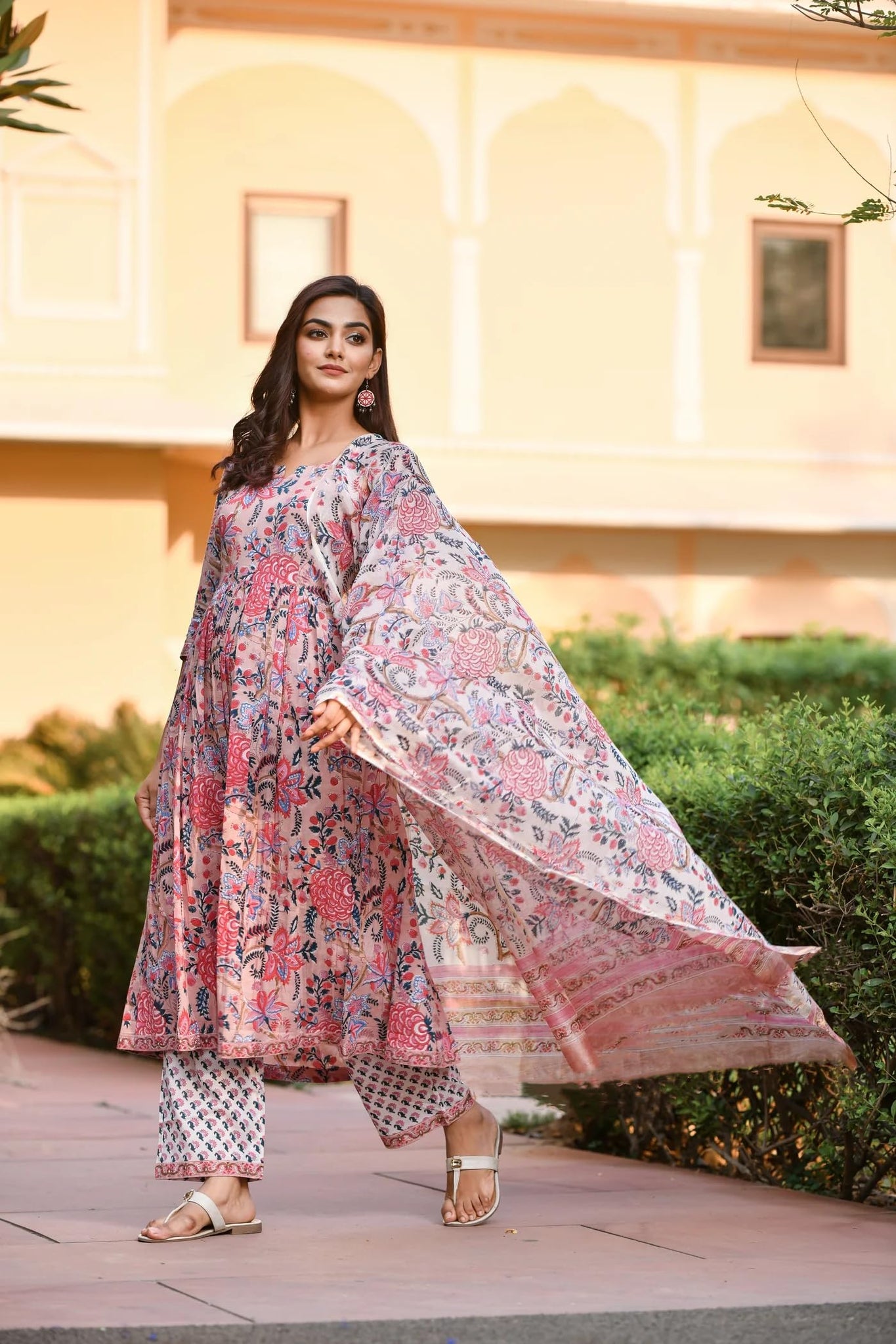 Fashion Basket Women'S Georgette Anarkali Kurta Set With Duptta For Women (In, Alpha, L, Regular, Beige-1)