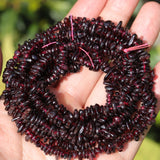 400pcs Natural Chip Stone Beads for Jewelry Making Garnet 5-8mm Irregular Gemstones Healing Crystal Loose Rocks Bead Hole Drille