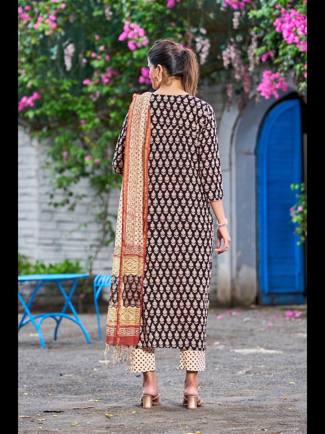 Gosriki Women'S Cotton Blend Straight Printed Kurta With Pant & Dupatta (Nayantara Black-Nrw-Gs_Xxl_Black_Xx-Large),Black,2,B0CCL4FGLC