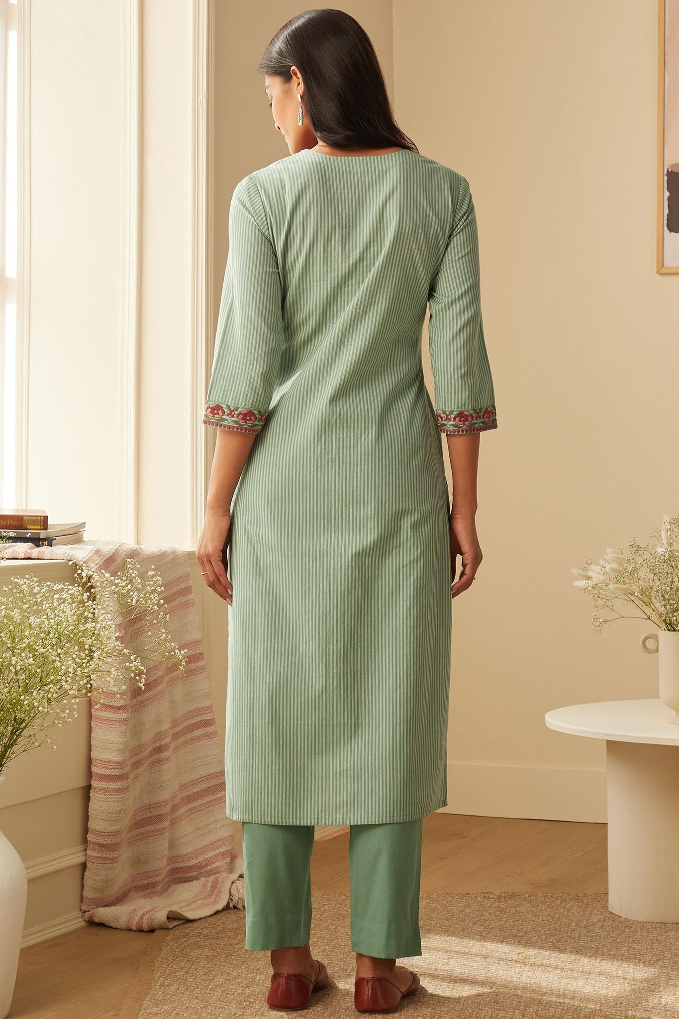 Gosriki Women'S Cotton Blend Embroidered Straight Kurta With Pant & Dupatta (Farigup-Green-Nw-Gs_S_Green_Small),Green,,B0D1XZ7KQ5