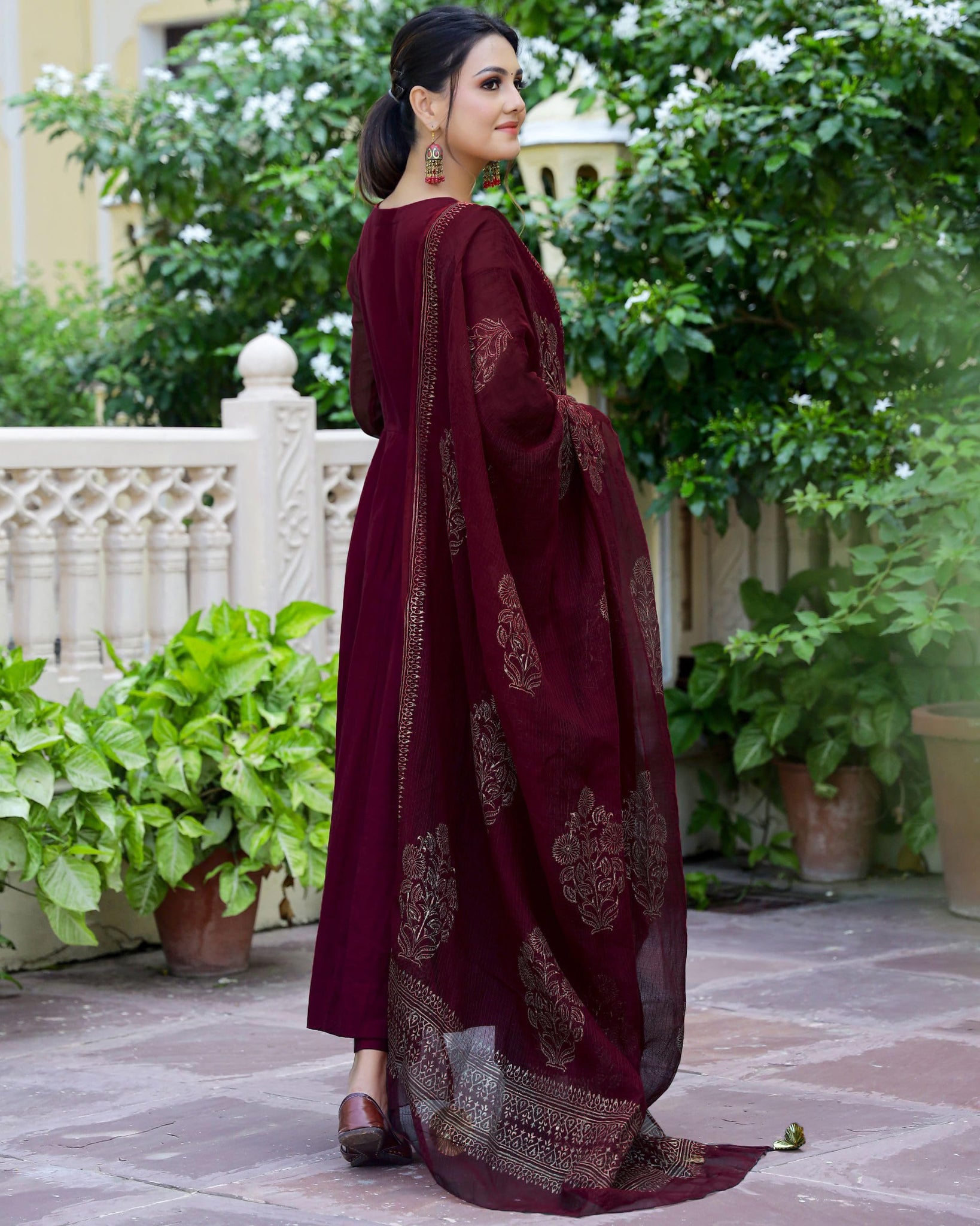 Gosriki Women'S Cotton Blend Solid Anarkali Kurta With Pant & Dupatta (Magic-Wine-Nw-Gs_L_Wine_Large),Wine,,B0CRPD6GBP
