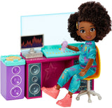 Mattel Karmas World Making Rhymes Recording Studio 13-Piece Playset with Karma Doll (8.7-inch), Mixing Booth, Guitar, Collectibl