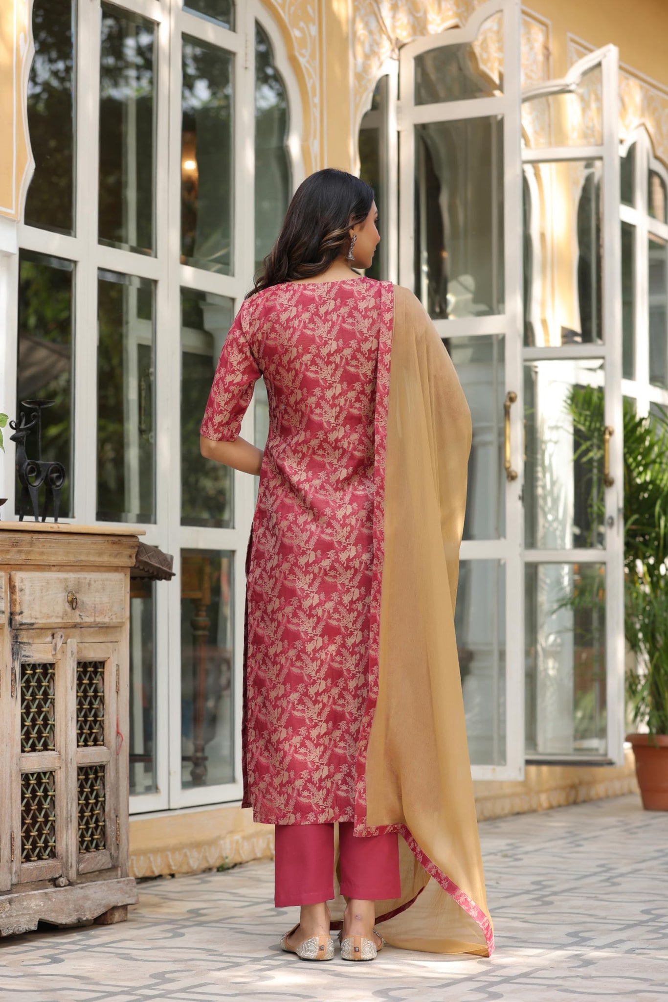 Gosriki Women'S Cotton Blend Straight Printed Kurta With Pant & Dupatta (Banarsi-Red-Bfv-Gs_L_Red_Large),Red,,B0CPXW98GL