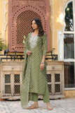 Gosriki Women'S Cotton Blend Straight Printed Kurta With Pant & Dupatta (Doremi-Green-Nw-Gs_Xl_Green_X-Large),Green,,B0CNXVK81Q