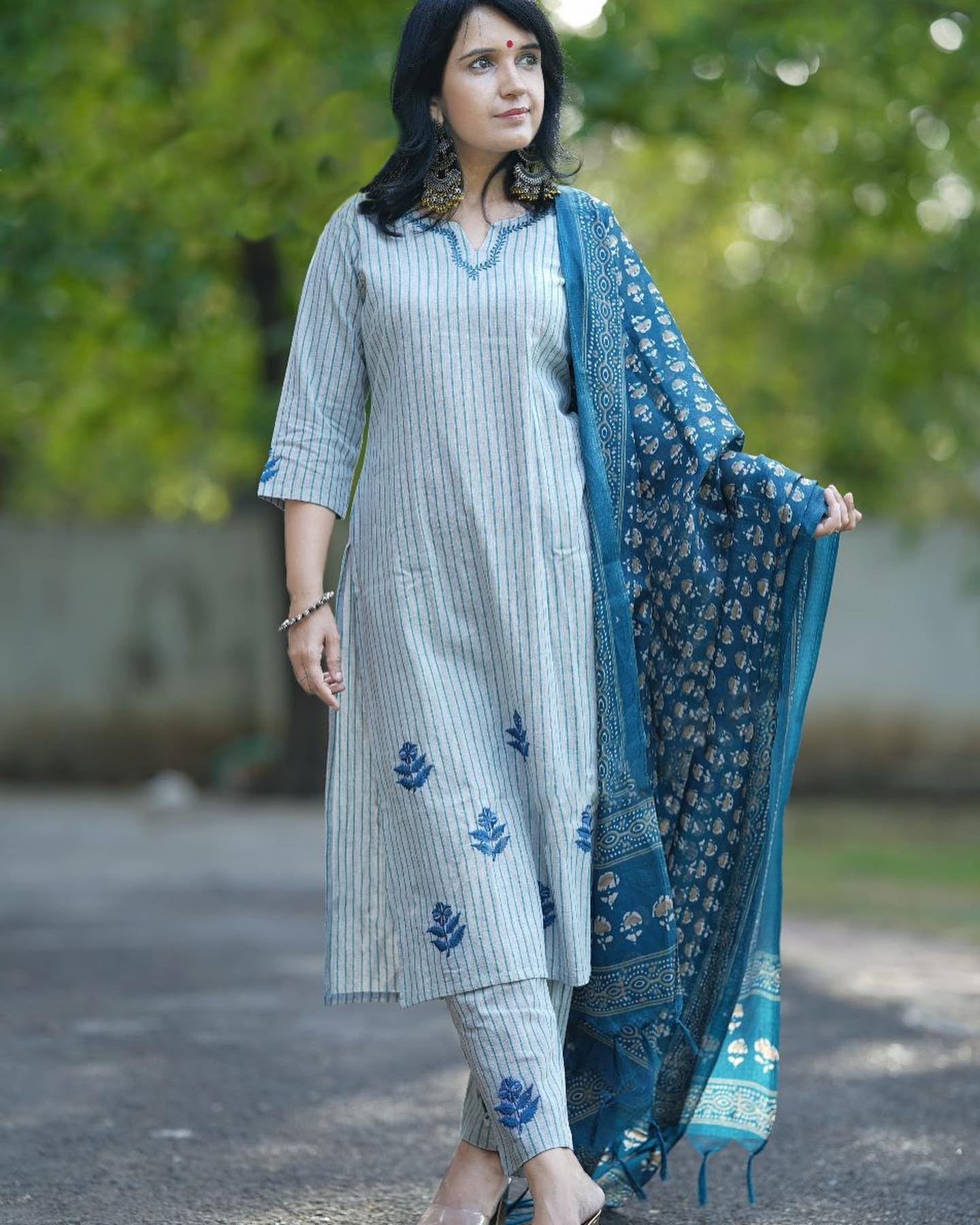 Gosriki Women'S Rayon Blend Embroidered Straight Kurta With Pant & Dupatta (Vineeka White-Gs_M_Blue_Medium),Blue,,B0CXPD9QZ5