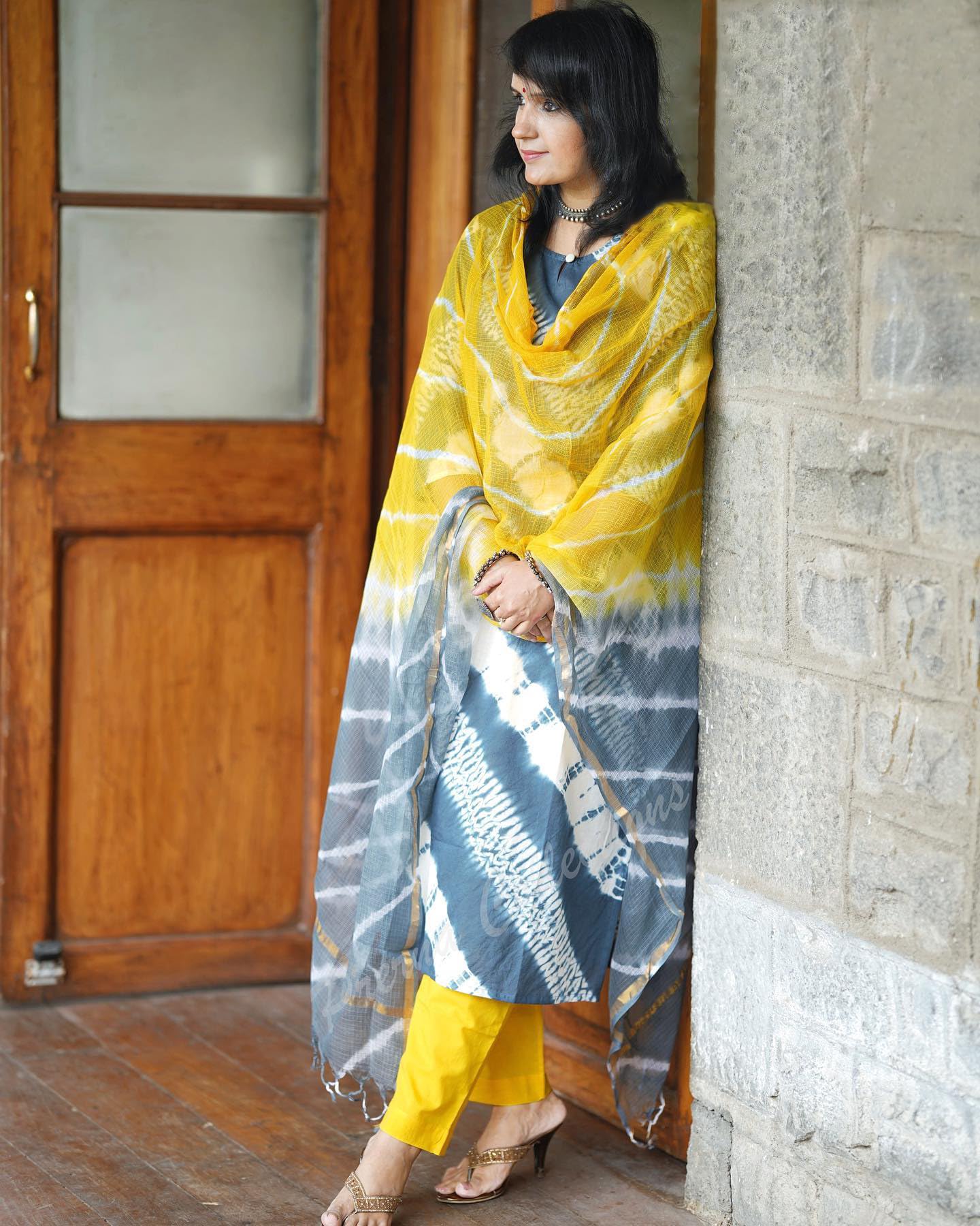 Gosriki Women'S Cotton Blend Straight Printed Kurta With Pant & Dupatta (Bali Grey-Nsw-Gs_S_Grey_Small),Grey,,B0CHSF39LD