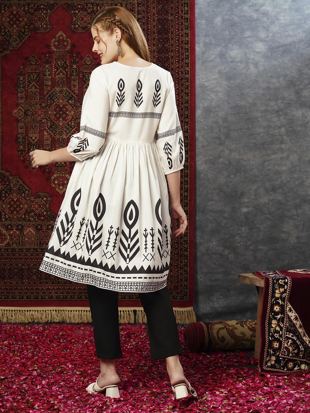 Gosriki Women'S Cotton Blend Anarkali Printed Kurta With Pant (Abhirami White-Gs_S_White_Small),Blue,,B0D73YCP8Y