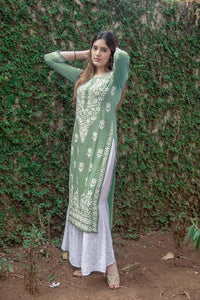 Gosriki Women'S Rayon Blend Straight Chikankari Embroidered Kurta (Victoria Green-Nw-Gs_4Xl_White_Xxxx-Large),Green,4,B0D1Y3P7NG