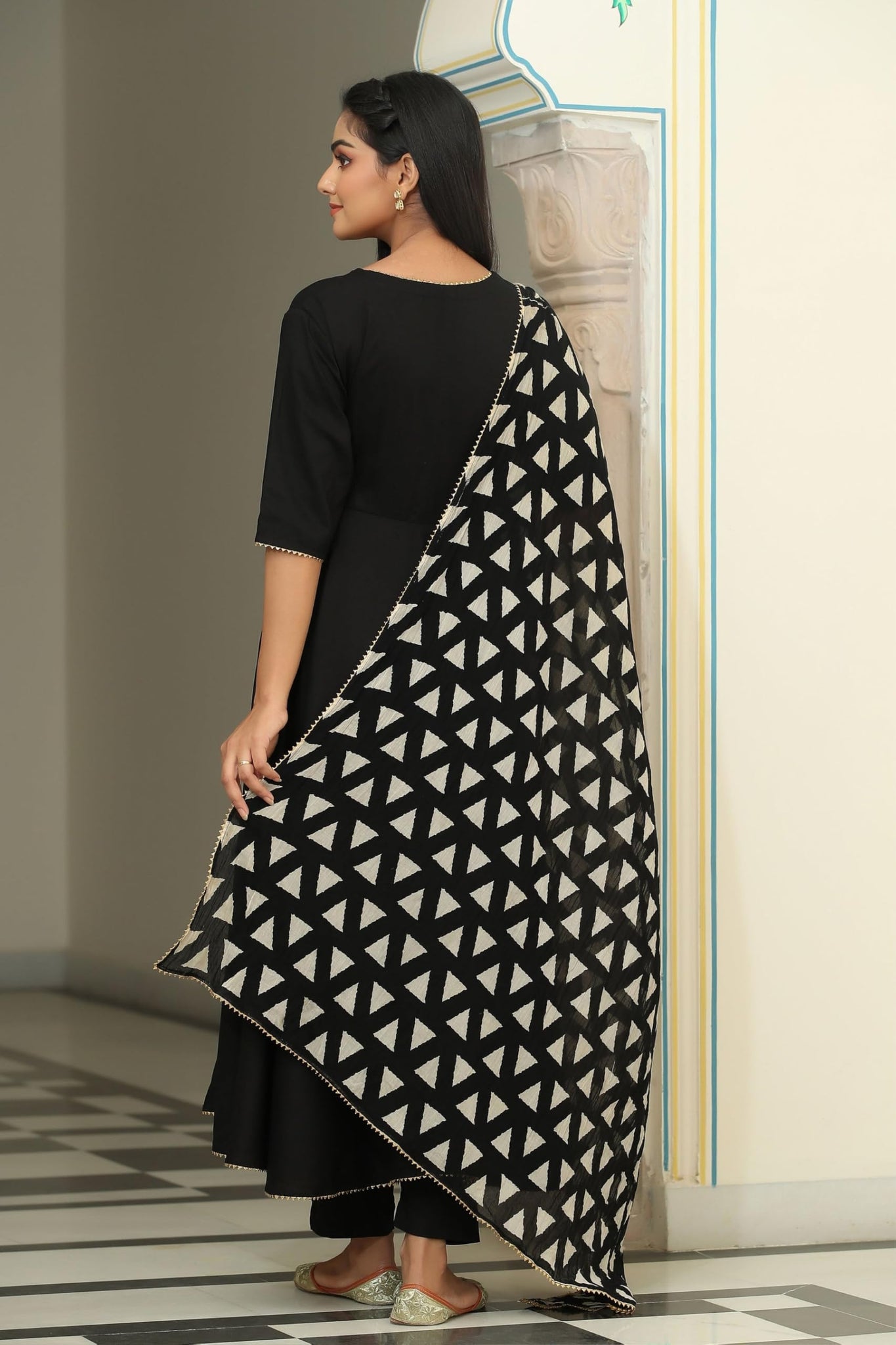 Gosriki Women'S Rayon Blend Anarkali Solid Kurta With Pant & Dupatta (Mita Black-Gs_Xl_Grey_X-Large),Black,,B0DFY1GLQX