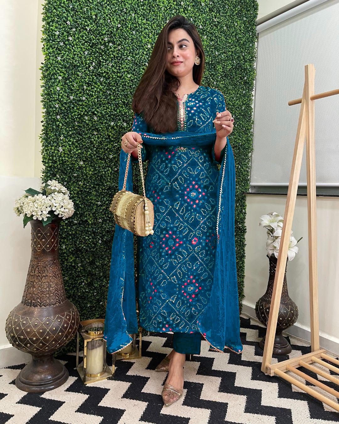 Gosriki Women'S Rayon Blend Straight Printed Kurta With Pant & Dupatta (Turae Cerosin-Vks01-Gs_S_Dark Blue_Small),Dark Blue,,B0DFCKS53N