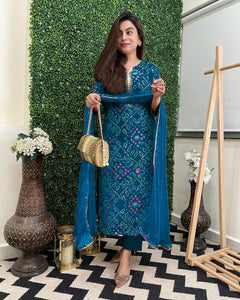Gosriki Women'S Rayon Blend Straight Printed Kurta With Pant & Dupatta (Turae Cerosin-Vks01-Gs_S_Dark Blue_Small),Dark Blue,,B0DFCKS53N