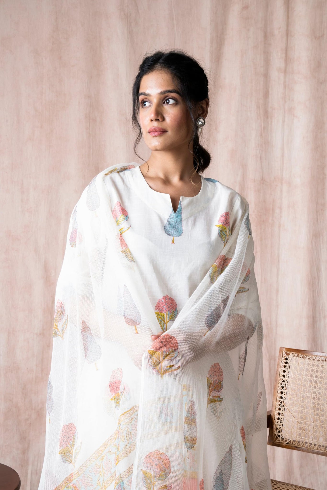 Anni Designer Women'S Cotton Blend Straight Printed Kurta With Pant & Dupatta (Nairiti White_S_White_Small),White,S,Cotton Blend,Regular,
