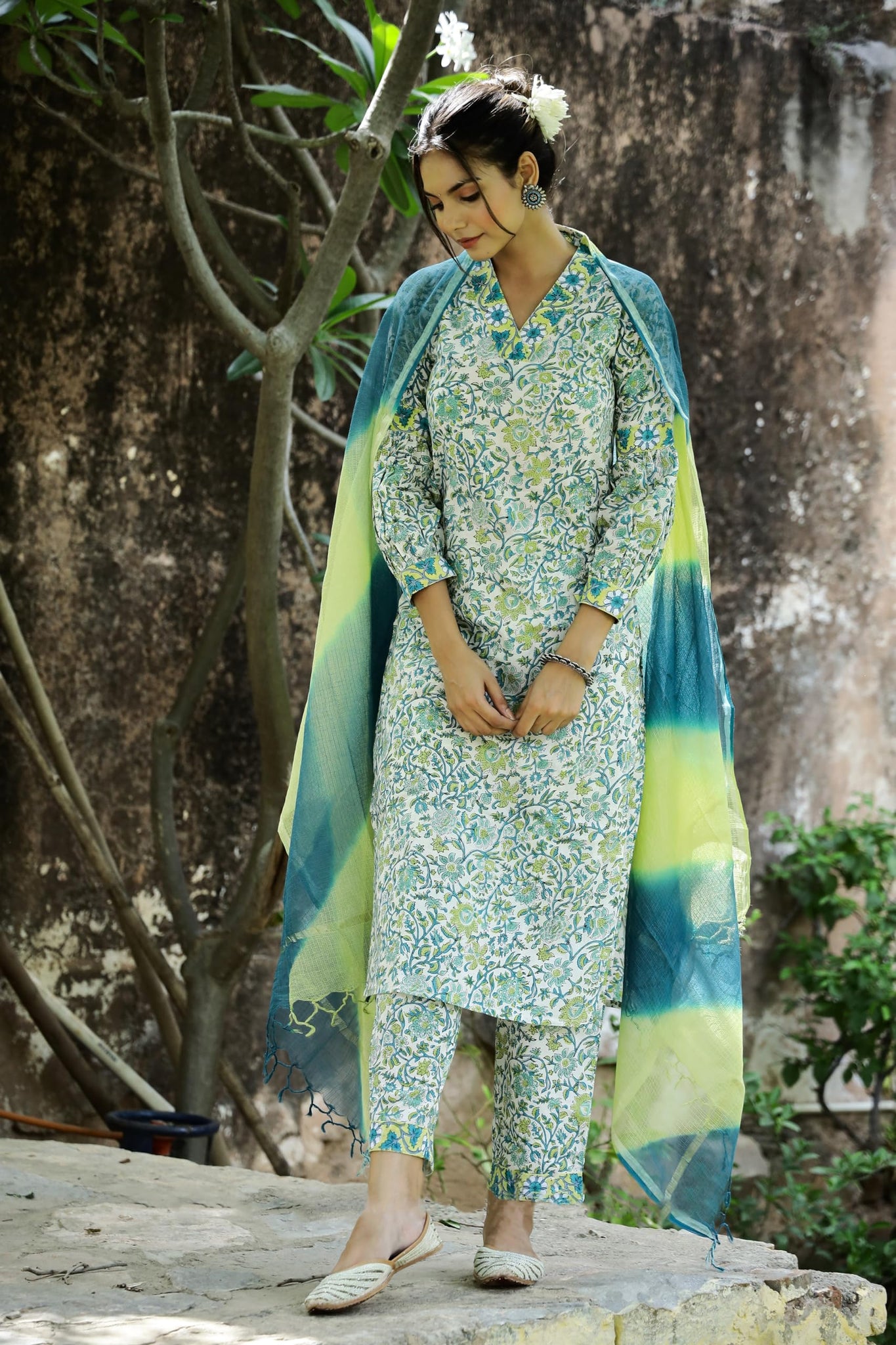 Gosriki Women'S Rayon Blend Printed Straight Kurta With Pant & Dupatta (Sthula Multi-Gs_L_Green_Large),Green,,B0CZP9XKWX