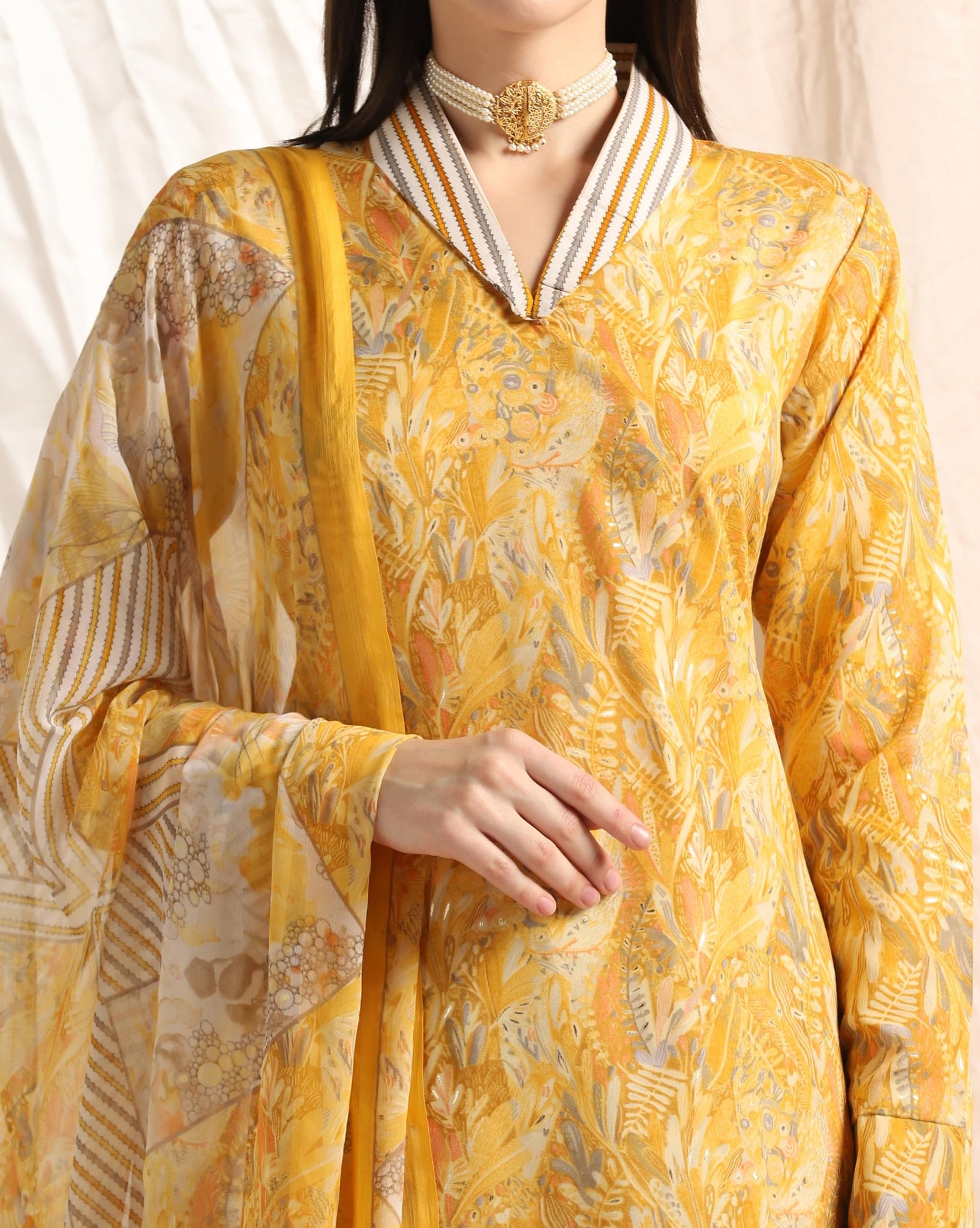 Leriya Fashion Cotton Blend Floral Foil Printed Indian Ethnic Kurta With Pant Set For Women Fancy Patiyala Pant Set For Traditional Ceremony Party Office Wear Kurti Set (Small, Yellow)