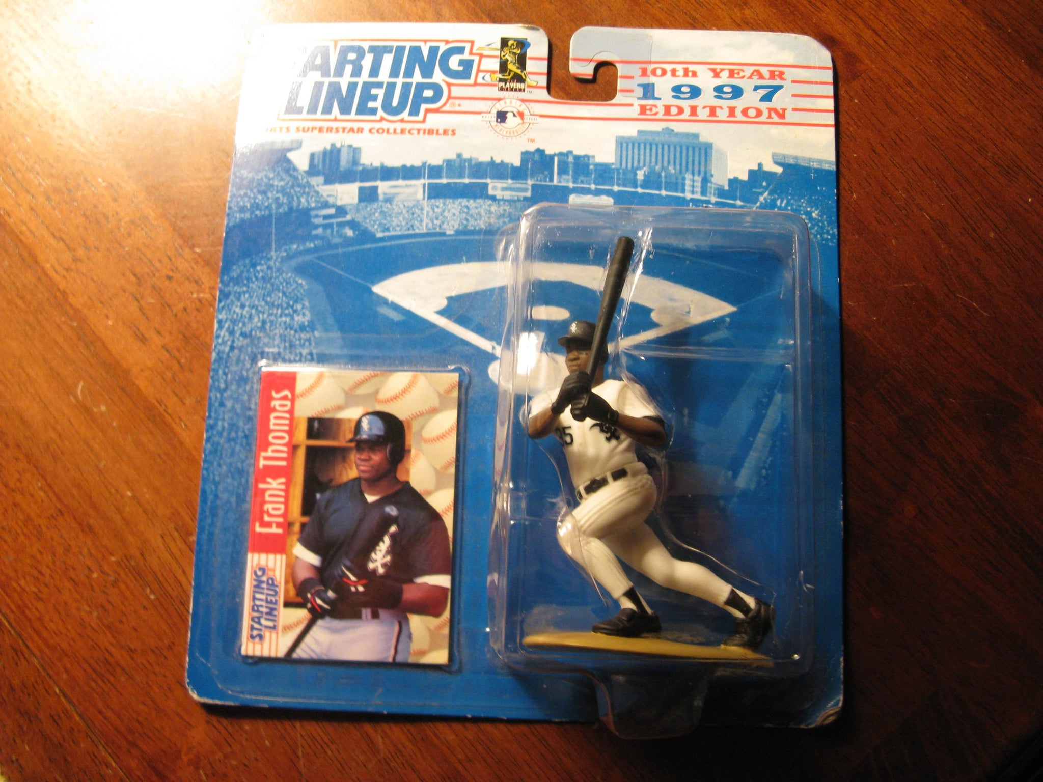 Starting Lineup Frank Thomas 1997 Edition MLB Sports Superstar Collectible Action Figure