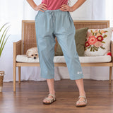 Paw Print Zipper-Hem Denim Capri Pants