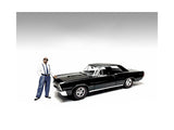 Hanging Out 3 Figure #1 for 1/24 Scale Models by American Diorama
