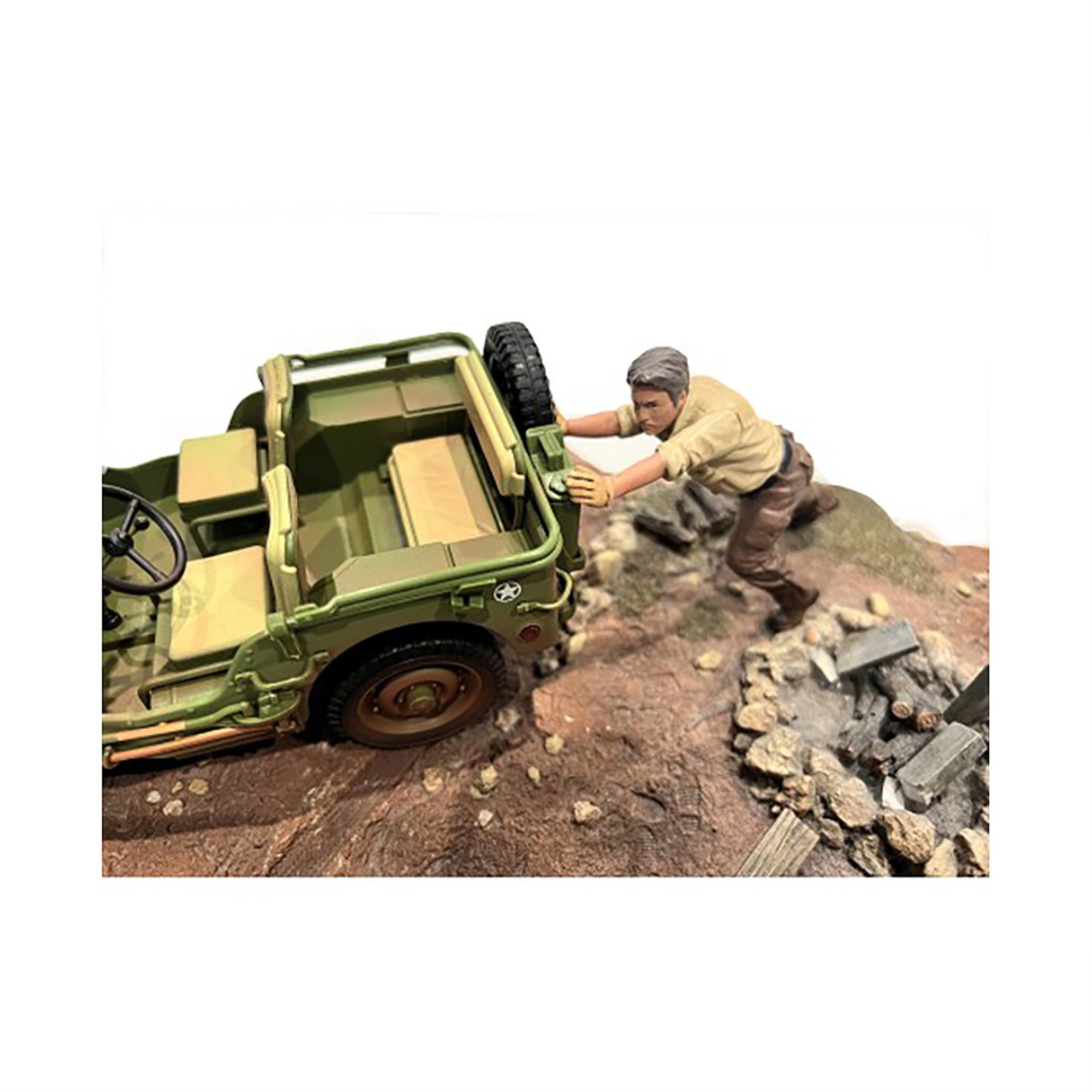 '4X4 Mechanic'' Figure 5 For 1/18 Scale Models By American Diorama
