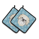 Caroline'S Treasures Snowflake Pekingese Pair Of Pot Holders Bb1655Pthd, 7.5Hx7.5W, Multicolor