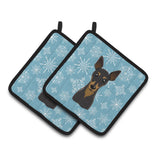 Caroline'S Treasures Snowflake Min Pin Pair Of Pot Holders Bb1674Pthd, 7.5Hx7.5W, Multicolor