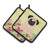 Caroline'S Treasures Easter Eggs Pug Fawn Pair Of Pot Holders, 7.5Hx7.5W, Multicolor