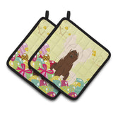 Caroline'S Treasures Easter Chinese Crested Cream Pair Of Pot Holders, 7.5Hx7.5W, Multicolor