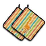 Caroline'S Treasures Giraffe In Socks Pair Of Pot Holders, 7.5 X 7.5, Multicolor