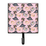 Caroline'S Treasures Watercolor Fashion Diva On Pink Wall Hook, Small, Multicolor