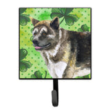 Caroline'S Treasures American Akita St Patrick'S Wall Hook, Small, Multicolor
