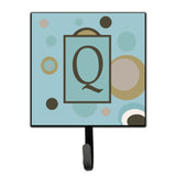 Caroline'S Treasures Cj1013-Qsh4 Letter Q Initial Monogram-Blue Dots Leash Holder Or Key Hook, Small, Multicolor