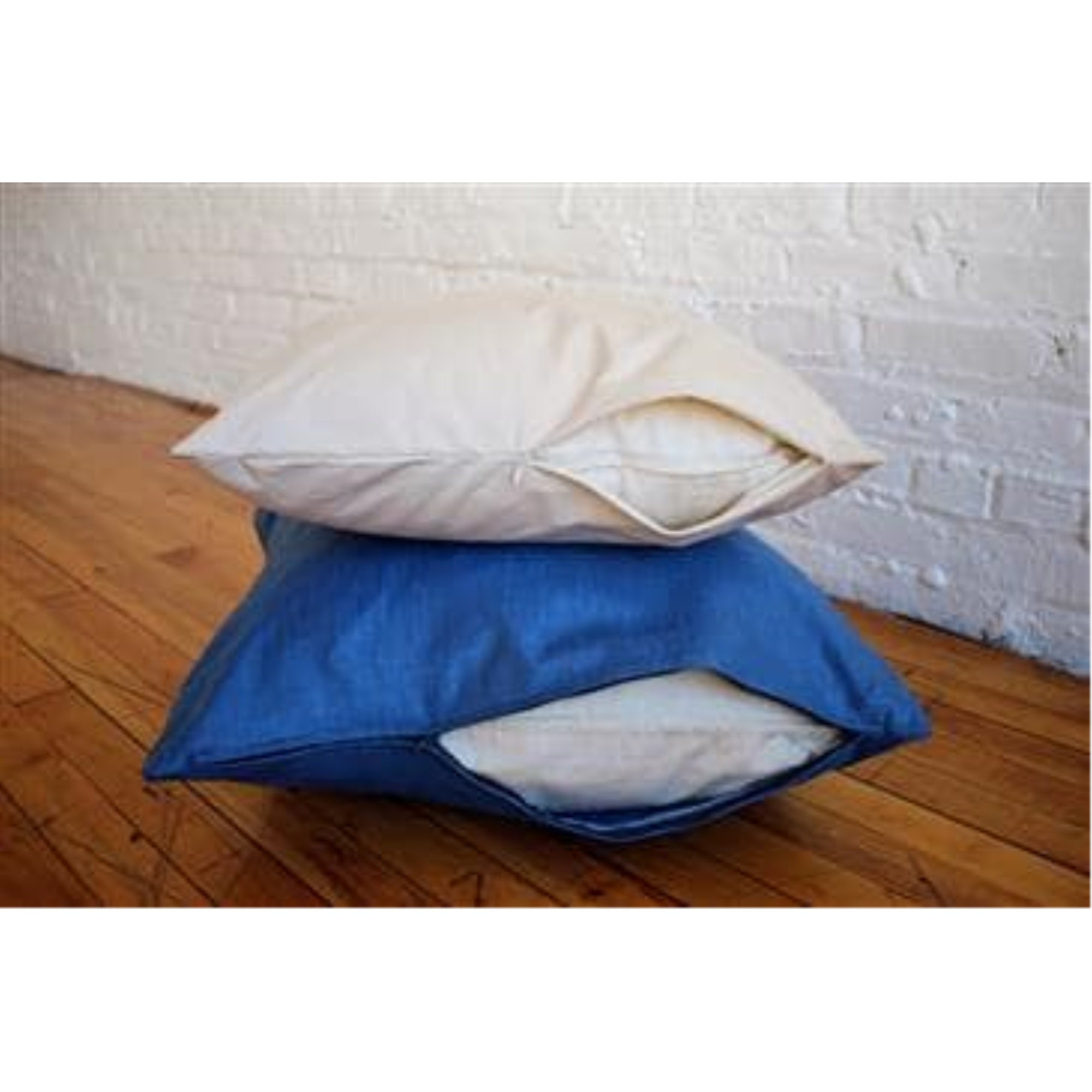17X17 W/Zip Cover In Wlh A 100% Cotton Twill Fabric