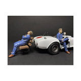 American Diorama 38332-38333 Sitting Mechanics 2 Piece Figurine Set For 1 By 24 Scale Models