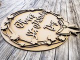 Happy St Patrick's Day Grapevine and Clovers Wreath Door Hanger Unfinished Kit